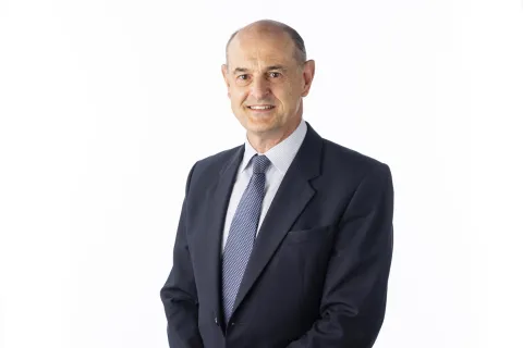 Head shot of Fund Manager - TIm Love