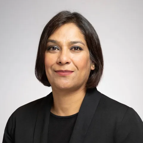 Sabina Khan