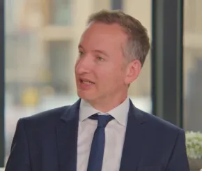 A screenshot of Fund Manager Will McIntosh-Whyte speak on panel with Asset TV