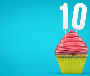 10th-bday-cupcake.jpg