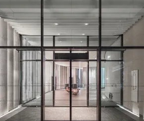 8-finsbury-circus_entrance.jpg