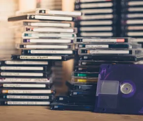 mini-discs-1200x628.jpg