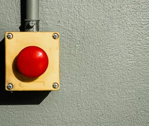 red-button.jpg