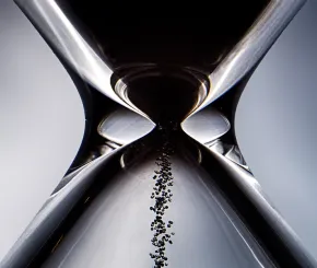 hourglass_1200x600_shutterstock_1645115146_2.jpg