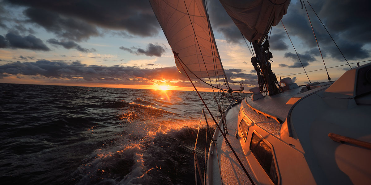 yacht-sailing-web.jpg