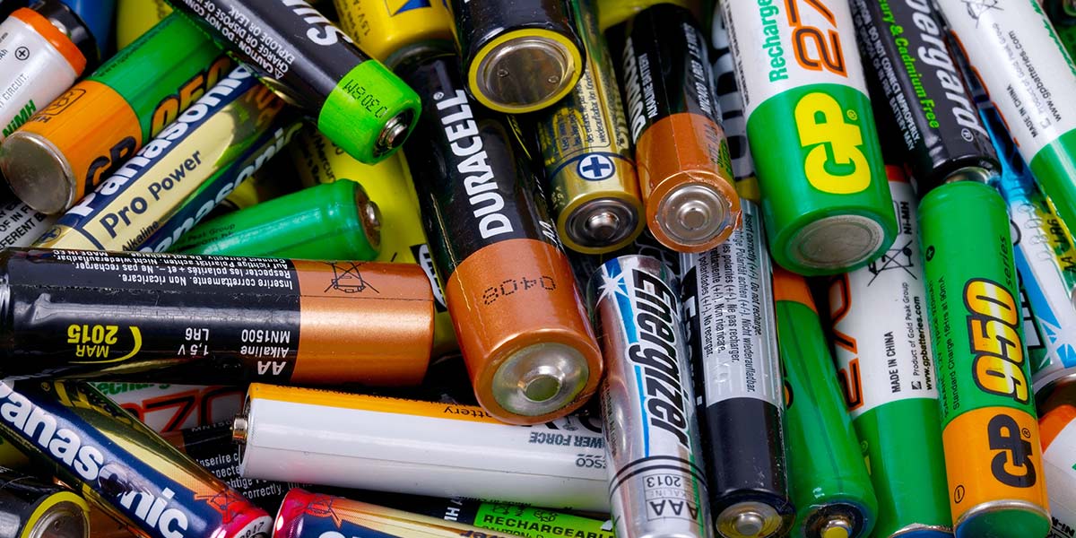 batteries_1200x600.jpg