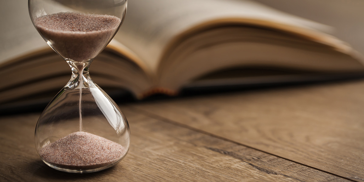 hourglass_1200x600.jpg